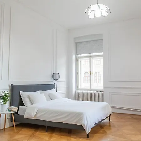 Spacious By Wenceslas Square & National Museum